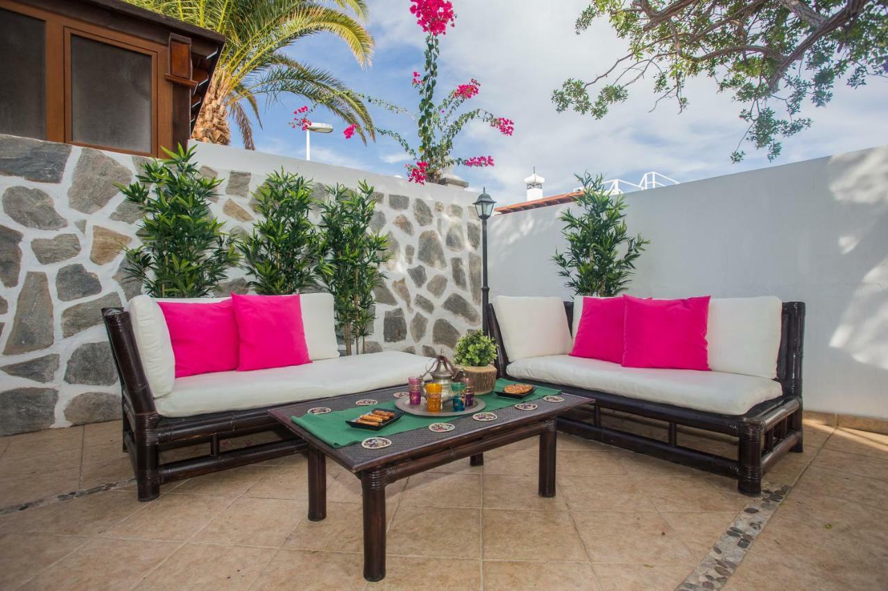 Palm Villa ปูแอร์โตเดลคาร์เมน ภายนอก รูปภาพ